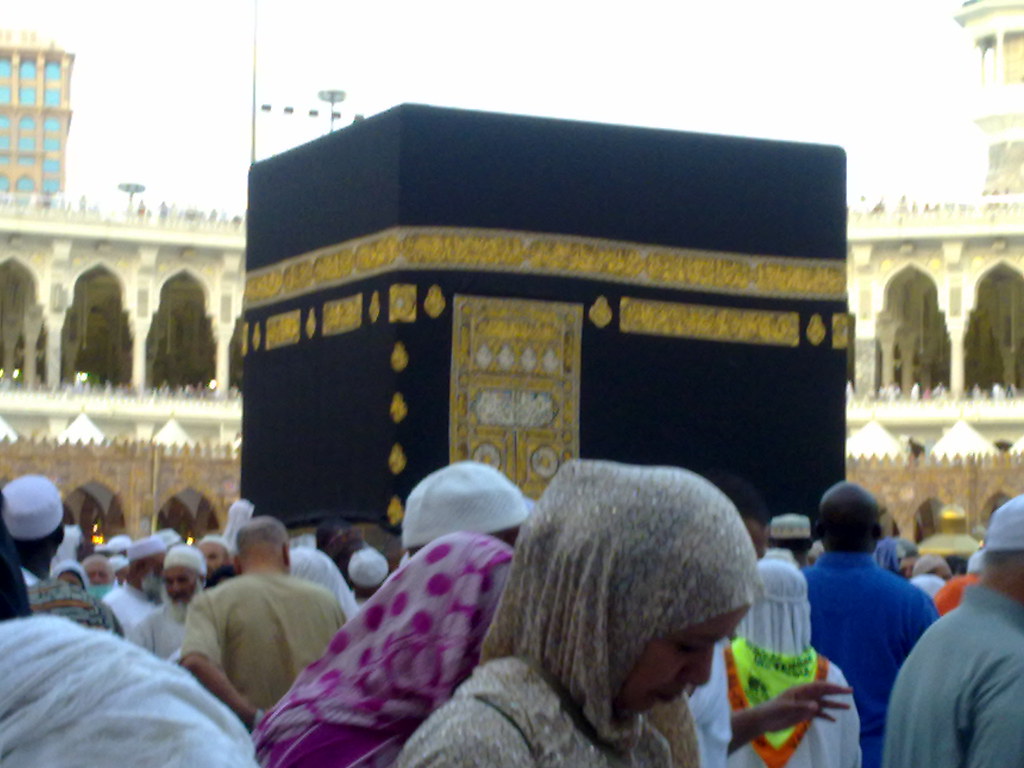Umroh di Bulan November 2025, Berapa Biayanya?