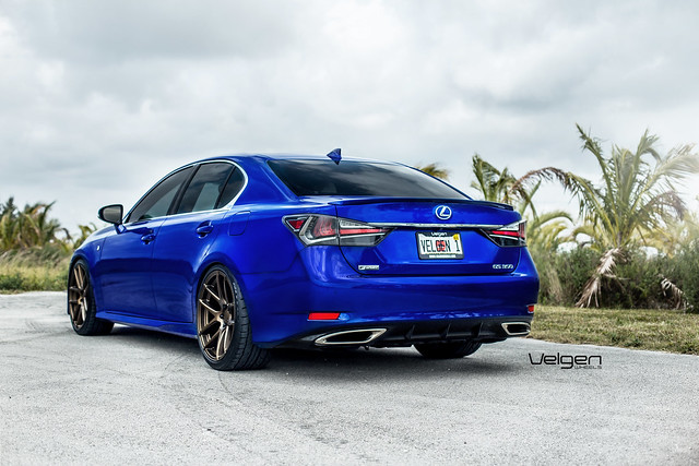 Poles Mobil Jogja: Perlindungan Ekstra untuk Cat Kendaraan Anda